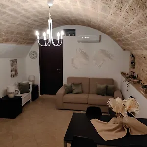 Myrrh Apartament